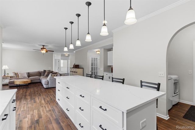6323 Moonstone Drive, Grand Blanc Charter Township, MI 48439
