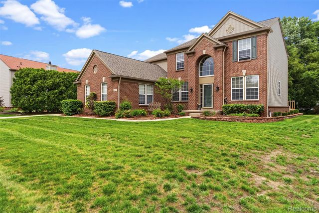 6323 Moonstone Drive, Grand Blanc Charter Township, MI 48439