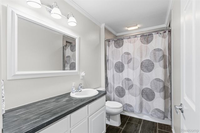 6323 Moonstone Drive, Grand Blanc Charter Township, MI 48439
