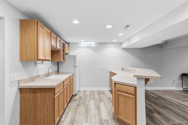 6323 Moonstone Drive, Grand Blanc Charter Township, MI 48439