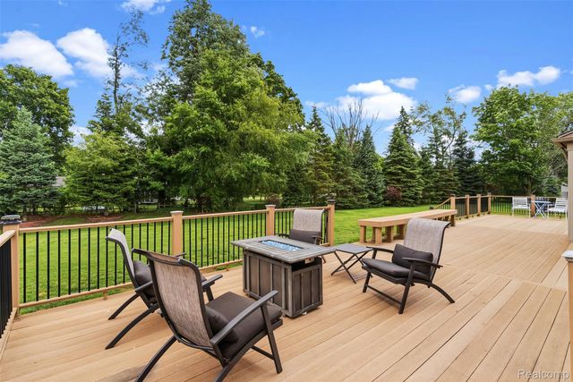 6323 Moonstone Drive, Grand Blanc Charter Township, MI 48439