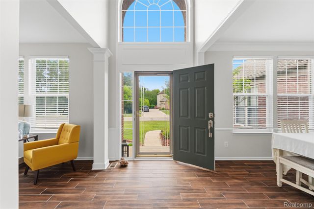 6323 Moonstone Drive, Grand Blanc Charter Township, MI 48439