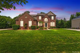6323 Moonstone Drive, Grand Blanc Charter Township, MI 48439
