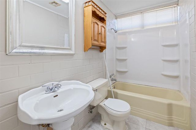 3706 Texas Street, Lake Charles, LA 70607