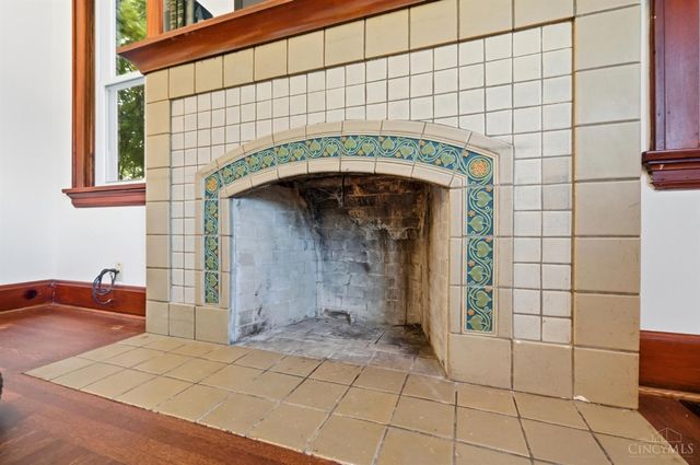 6514 Tyne Avenue, Cincinnati, OH 45213
