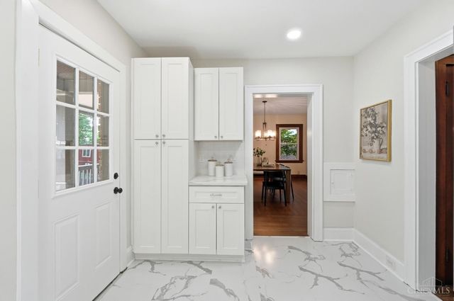 6514 Tyne Avenue, Cincinnati, OH 45213