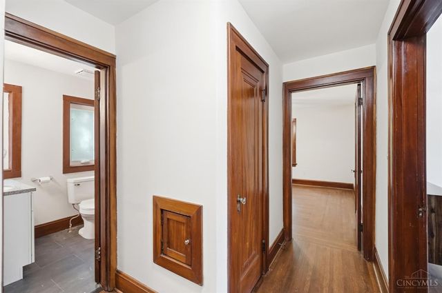 6514 Tyne Avenue, Cincinnati, OH 45213