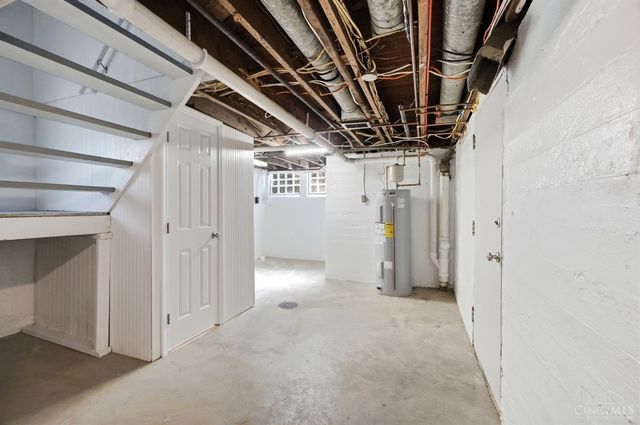 6514 Tyne Avenue, Cincinnati, OH 45213