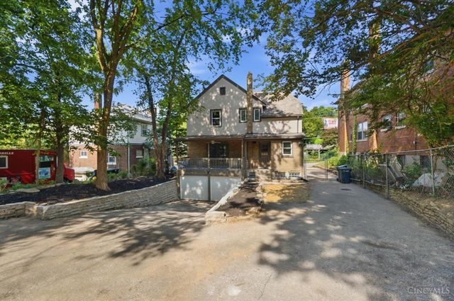 6514 Tyne Avenue, Cincinnati, OH 45213