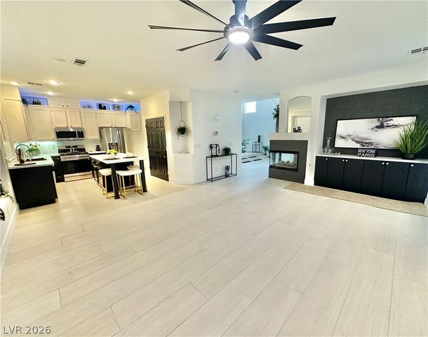 10637 TURQUOISE VALLEY Drive, Las Vegas, NV 89144