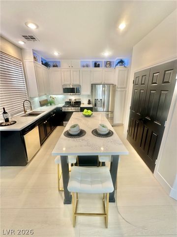 10637 TURQUOISE VALLEY Drive, Las Vegas, NV 89144