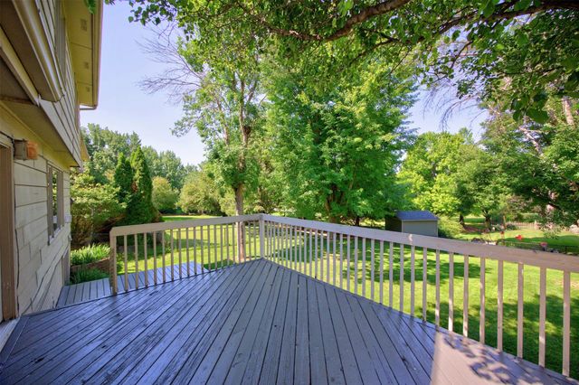 4616 93rd Street, Urbandale, IA 50322