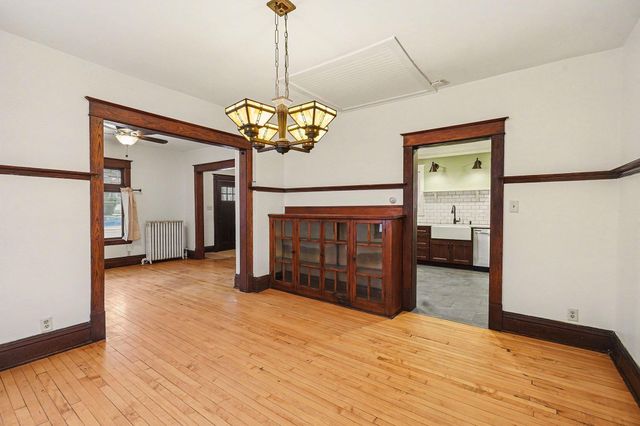 849 Iglehart Avenue, Saint Paul, MN 55104