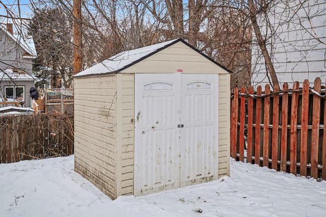 849 Iglehart Avenue, Saint Paul, MN 55104