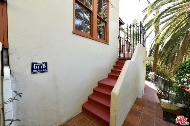 6776 Milner Road, Los Angeles, CA 90068