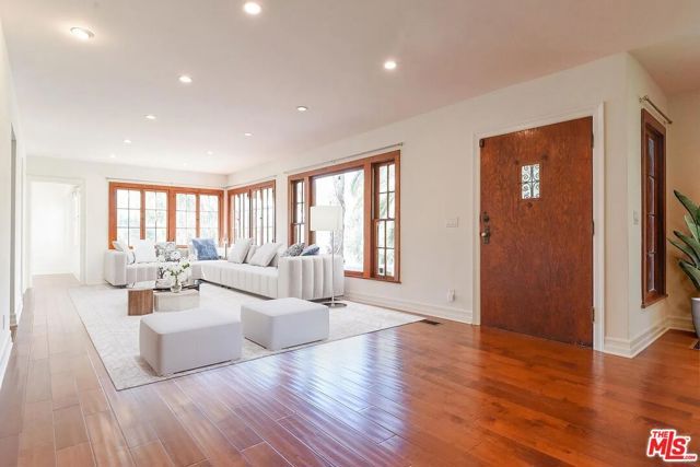 6776 Milner Road, Los Angeles, CA 90068