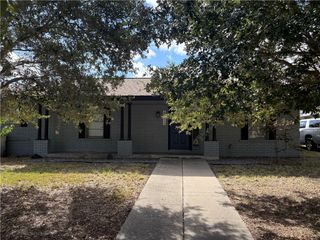 4013 Kingston Dr, Corpus Christi, TX 78411