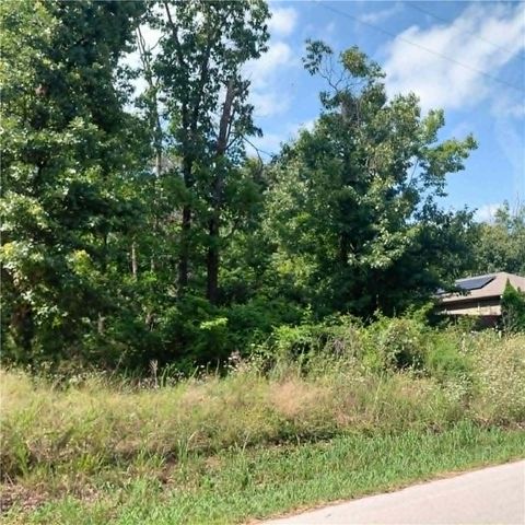52 & 54 Kent Drive, Bella Vista, AR 72714