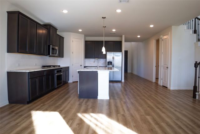 1216 Rosebay Drive, Justin, TX 76247