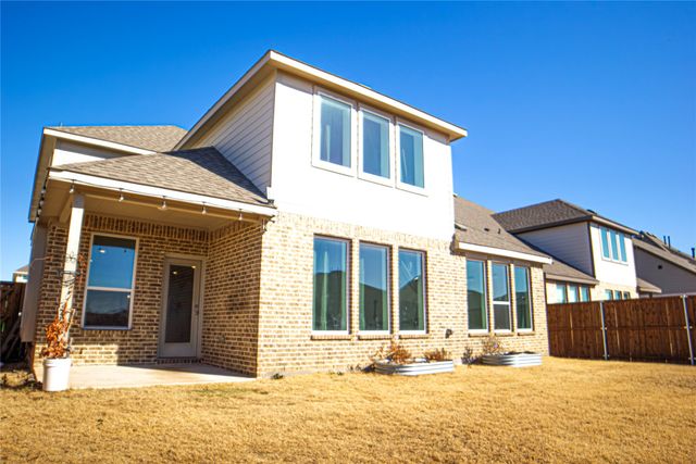 1216 Rosebay Drive, Justin, TX 76247