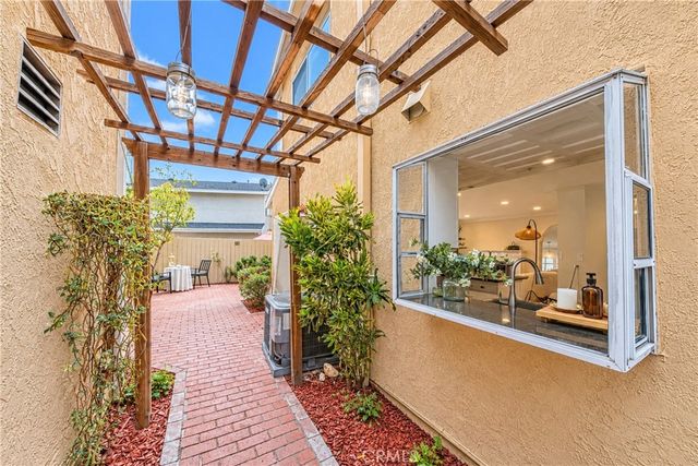 2626 Doray Circle, Monrovia, CA 91016