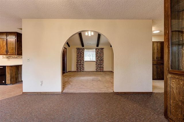 6900 Saddle Road, Edmond, OK 73034