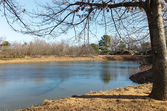 6900 Saddle Road, Edmond, OK 73034