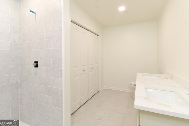 100 Williamsburg Lane, Athens, GA 30605