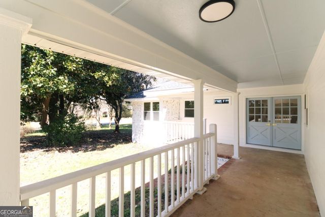 100 Williamsburg Lane, Athens, GA 30605