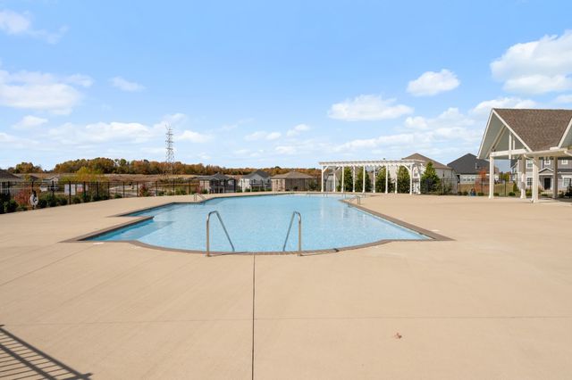616 Castle Rd, Mount Juliet, TN 37122
