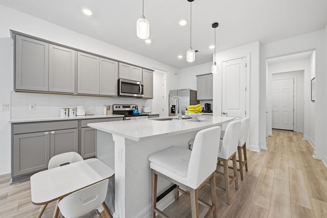 6125 Rancho Lane, Greenacres, FL 33415