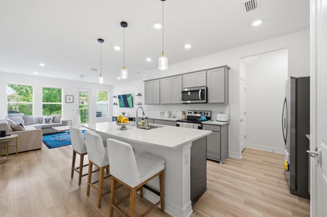 6125 Rancho Lane, Greenacres, FL 33415