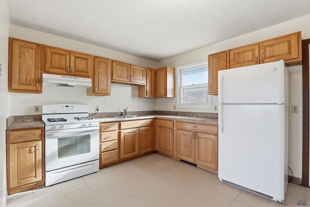 3317 ARIZONA, Rapid City, SD 57701