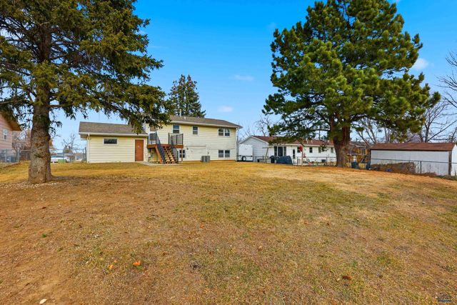 3317 ARIZONA, Rapid City, SD 57701