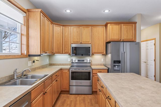 9223 Mount Curve Boulevard, Monticello, MN 55362