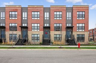 2213 Venture Drive, Schaumburg, IL 60173