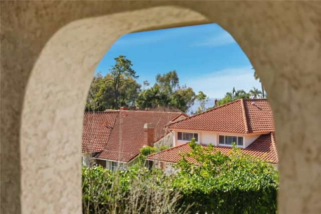 10 Horseshoe, Rolling Hills Estates, CA 90274