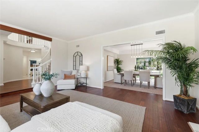 10 Horseshoe, Rolling Hills Estates, CA 90274