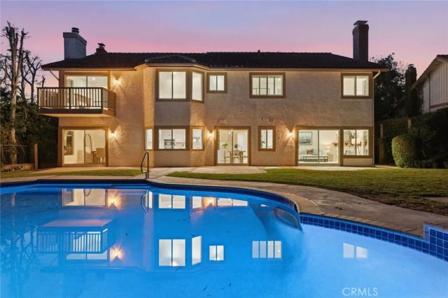 10 Horseshoe, Rolling Hills Estates, CA 90274