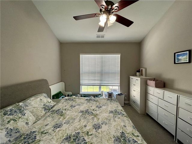 2113 Livingston ST, Suffolk, VA 23434