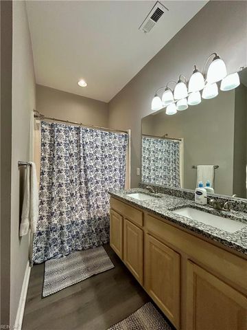 2113 Livingston ST, Suffolk, VA 23434
