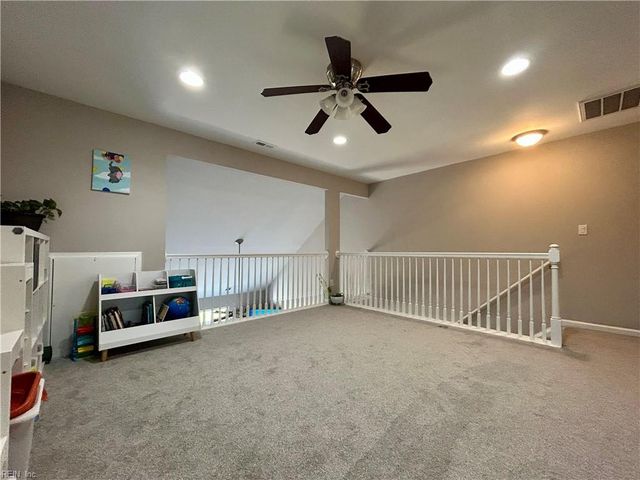 2113 Livingston ST, Suffolk, VA 23434