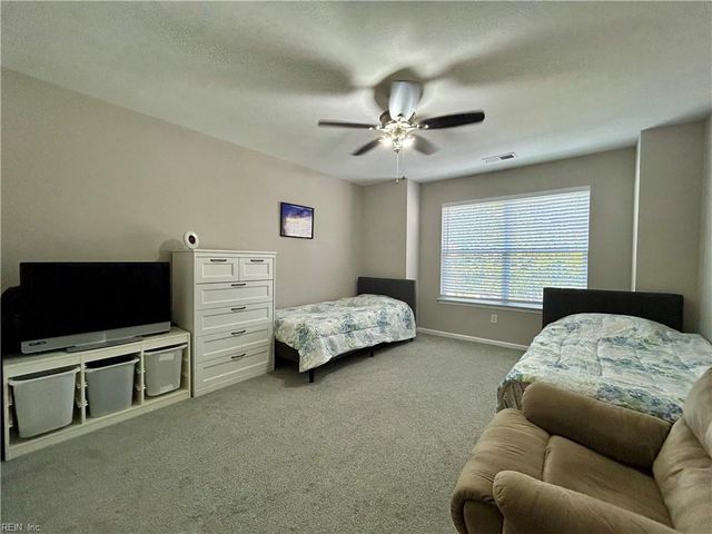 2113 Livingston ST, Suffolk, VA 23434