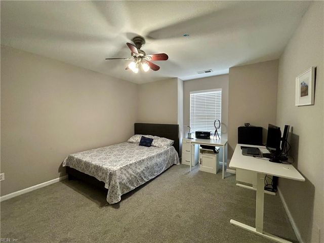 2113 Livingston ST, Suffolk, VA 23434