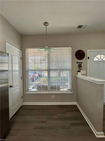 2113 Livingston ST, Suffolk, VA 23434