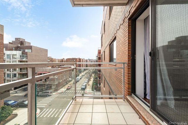 94-11 65th Road 5C, Rego Park, NY 11374