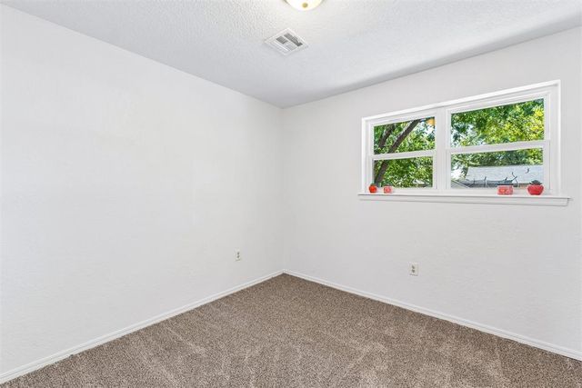 708 Willow Ridge Place, Edmond, OK 73003