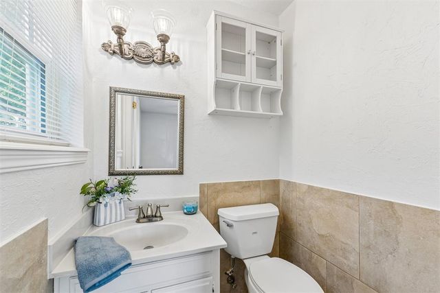 708 Willow Ridge Place, Edmond, OK 73003