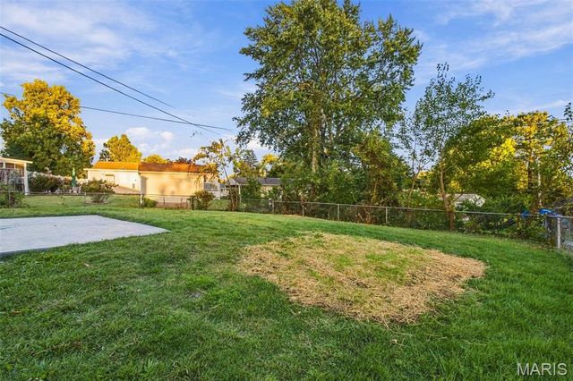 4904 Plum Tree Lane, Hazelwood, MO 63042