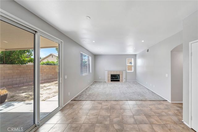 1222 W Avenue H7, Lancaster, CA 93534